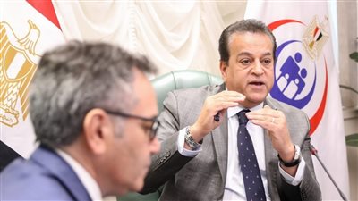 وزير الصحة يستقبل المدير العالمي لمؤسسة التمويل الدولية 