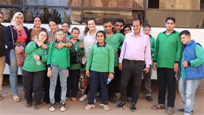 محافظة الجيزة تنظم رحلة ترفيهية بالمنطقة الأثرية بسقارة لذوي الهمم