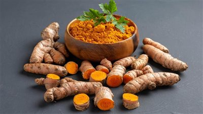 فوائد الكركم لصحة الصدر.. يسكن السعال ومضاد للاتهابات