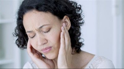 طرق فعّالة وطبيعية لتهدئة ألم الأذن بسرعة وفعالية