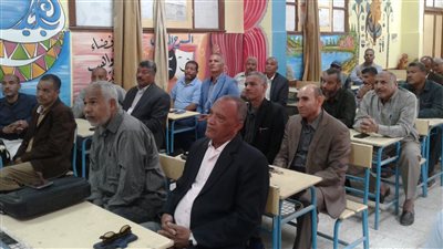 تفاصيل اجتماع مدير عام تعليم دشنا مع مديري مدارس مجمع قرى أبو مناع