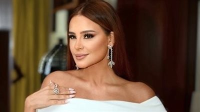 انتخابات الرئاسة.. كارول سماحة تدلي بصوتها الانتخابي بالجيزة: 