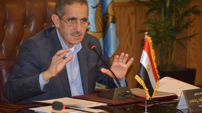 محافظ الغربية يتابع معدلات تنفيذ مشروعات القطاع الصحي (صور)