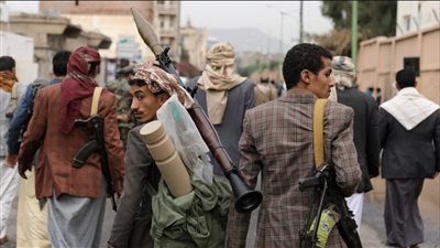  منذ اجتياح صنعاء.. كيف تعمق ميليشيات الحوثي الأزمة الإنسانية للشعب اليمني؟