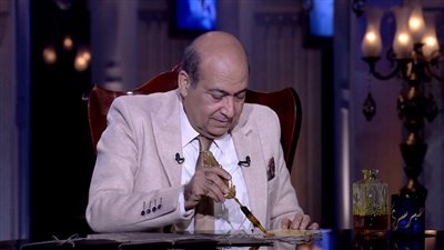 طارق الشناوي: 'عادل إمام صحته كويسة وبطمن على حالته من شقيقه عصام'