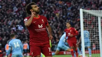 قمة حسم الصدارة.. تاريخ مواجهات ليفربول ومانشستر سيتي وأرقام صلاح أمام 