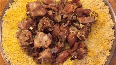 سحر الطهي.. طريقة تحضير مندي اللحم بالبرميل بطريقة فريدة ولذيذة