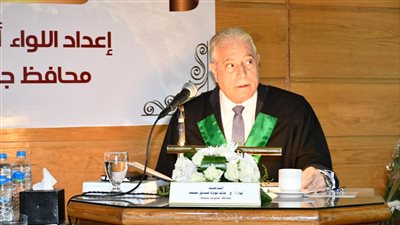 وزير الأوقاف يهنئ محافظ جنوب سيناء لحصوله على درجة الدكتوراه 