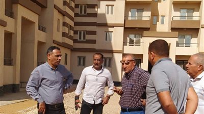 رئيس جهاز مدينة حدائق العاصمة يتفقد أعمال الطرق بالمبادرة الرئاسية 