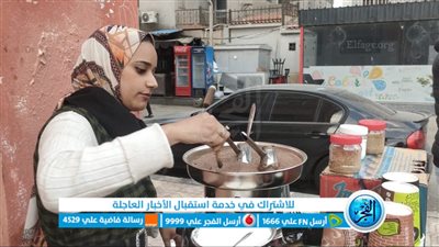 فتاة خريجة ليسانس آداب ببورسعيد تتحدى عادات المجتمع وتبيع المشروبات في الشارع