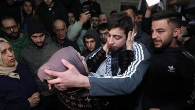 بينهم 3 أسيرات.. 