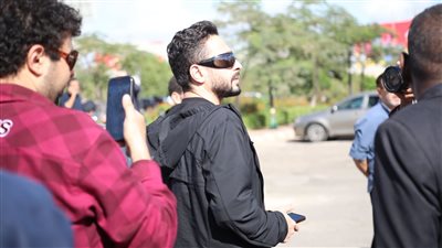 حمادة هلال وفتوح أحمد أبرز الحاضرين في جنازة الراحل طارق عبد العزيز 