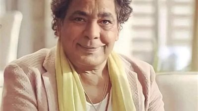 محمد منير برفقة حكيم في أحدث ظهور له (صورة)