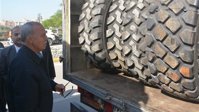 محافظ القليوبية يشهد استلام دفعة من مستلزمات تدعيم ورفع كفاءة المعدات 