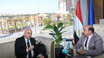 تفاصيل لقاء محافظ أسوان بسفير جورجيا