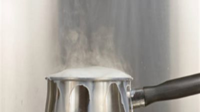 حليب البقر أم حليب الجاموس.. أيهما أفضل مصدر للتغذية؟