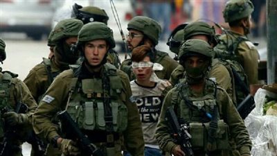 عاجل| الاحتلال الإسرائيلي يعتقل طفلا قرب رام الله