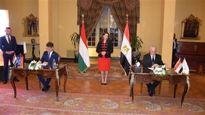 محافظ الأقصر يستقبل رئيسة المجر لتوقيع اتفاقية تآخى مع مدينة سيكشفهيرفار (تفاصيل)