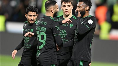الأهلي يضرب شباك أبها بسداسية في دوري روشن السعودي