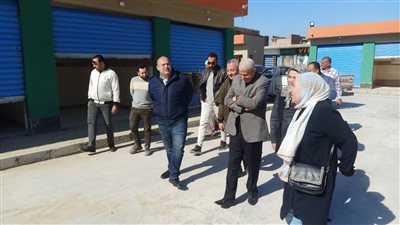 نائب محافظ الجيزة يتفقد مشروعات 