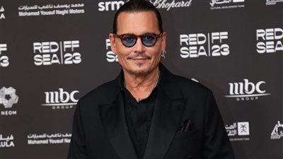 جوني ديب يتألق في مهرجان البحر الأحمر السينمائي