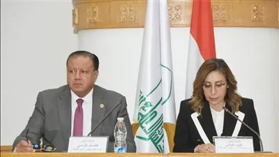 وزيرة الثقافة تجتمع مع مقرري لجان الأعلى للثقافة لمناقشة خطط اللجان للمرحلة القادمة