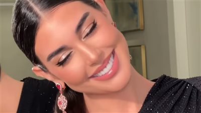 «بالأسود» ياسمين صبري تتألق في أحدث أطلالتها 