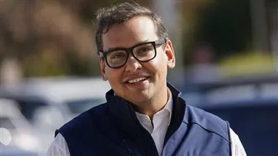 طرد النائب جورج سانتوس 