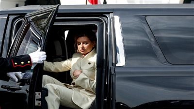 زوجة زيلينسكي لا ترغب بترشح زوجها إلى ولاية رئاسية جديدة