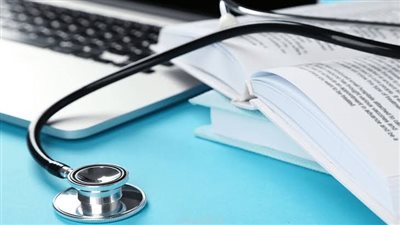 الطب التكاملي.. دمج العلاج التقليدي مع الطب البديل لتعزيز الشفاء