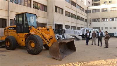 محافظ الدقهلية يتفقد المعدات الهندسية داخل الحملات الميكانيكية لمراكز طلخا ونبروه وبلقاس