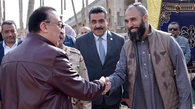 محافظ الإسكندرية يتفقد أعمال مشروع إنشاء السوق الدائم بقرية بهيج بمركز ومدينة برج العرب