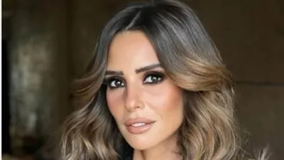 إيمان العاصي توجه رسالة مؤثرة للشعب الفلسطيني