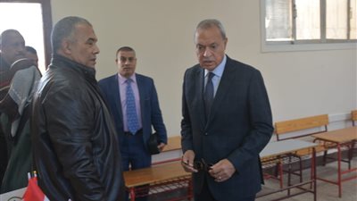 محافظ القليوبية يتفقد لجان الانتخابات الرئاسية بمدينتي طوخ وقها
