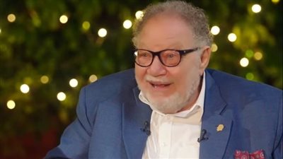 يحيى الفخراني: أشرف عبد الغفور مثال حي لاحترام المهنة.. وهذه كانت رسالتي له 