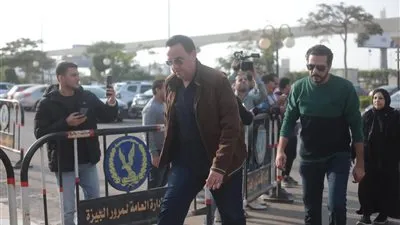 نجوم الفن يودعون ناهد فريد شوقي ( صور) 