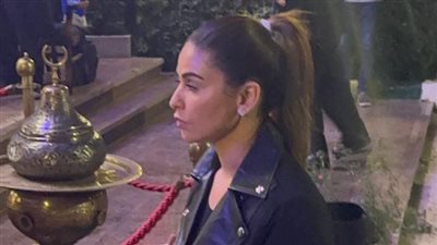 مي سليم تواسي ريهام عبد الغفور في عزاء والدها 