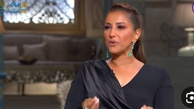 حنان مطاوع تقدم واجب العزاء في الراحل أشرف عبد الغفور