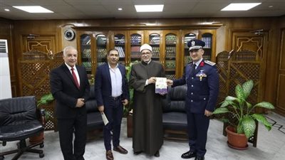رئيس جامعة الأزهر يلتقي نائب قائد القوات الجوية الباكستاني 