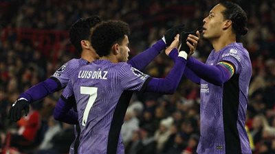ليفربول يهزم شيفيلد يونايتد بهدفين ويتمسك بوصافة الدوري الانجليزي 