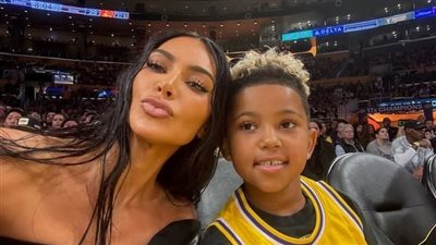 هكذا احتفلت كيم كاردشيان بعيد ميلاد ابنها