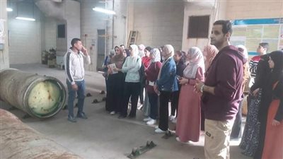 “آداب المنصورة” تنظم زيارة طلابية لمحطة مياه الشرب بالدقهلية (صور)