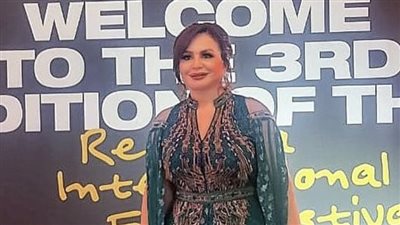 إلهام شاهين للمصريين: 