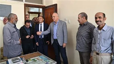 وزير الري يلتقي محافظ بني سويف ويناقشان موقف المشروعات المائية بالمحافظة