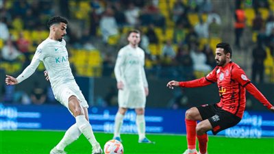 بسبب رونالدو.. لقطة مثيرة تحرم النصر من ركلة جزاء أمام الرياض في دوري روشن السعودي