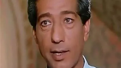 في ذكرى وفاته تعرف على زيجات كرم مطاوع.. وابنته فنانة شهيرة 