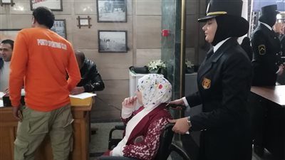 كبار السن وذوو الهمم ببورسعيد يدلون بأصواتهم في أول ايام الانتخابات الرئاسية 2024