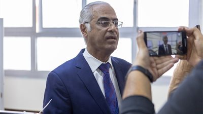 رئيس جامعة بورسعيد بصوته في الانتخابات الرئاسية 2024