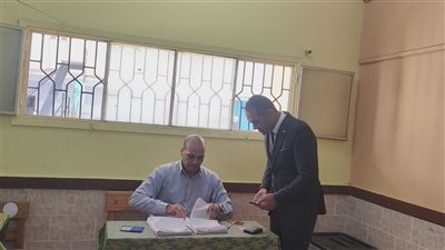 نائب رئيس جامعة المنصورة: مشاركة المواطنين بهذه الكثافة رسالة أن المصريين صف واحد