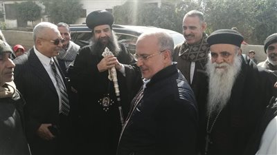 الأنبا بيسنتي مطران أبنوب والفتح وأسيوط الجديدة يدلي بصوته في الانتخابات الرئاسية